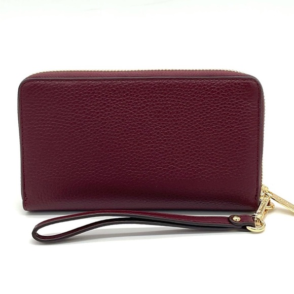 Michael Kors Large Flat Mf Phone Case
Wallet Ox Blood - Picture 7 of 8